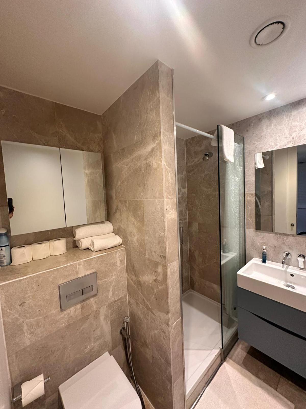 Spacious Central London Flat - 2Bhk Extérieur photo